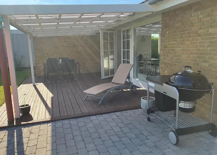 House Close To City Center, Beach And Great Northern